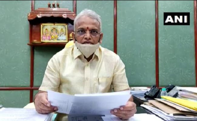 Gorakhpur News: भगवान नरसिंह शोभायात्रा में शामिल हुए सीएम योगी, अबीर-गुलाल उड़ाकर मनाया जीत का जश्न