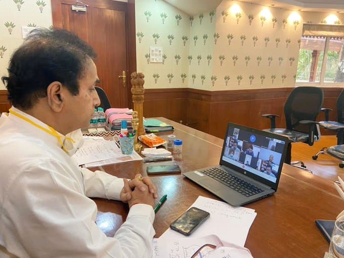 महाराष्ट्र के गृह मंत्री देशमुख पर सौ करोड़ वसूली के आरोप की जांच करेगी सीबीआई