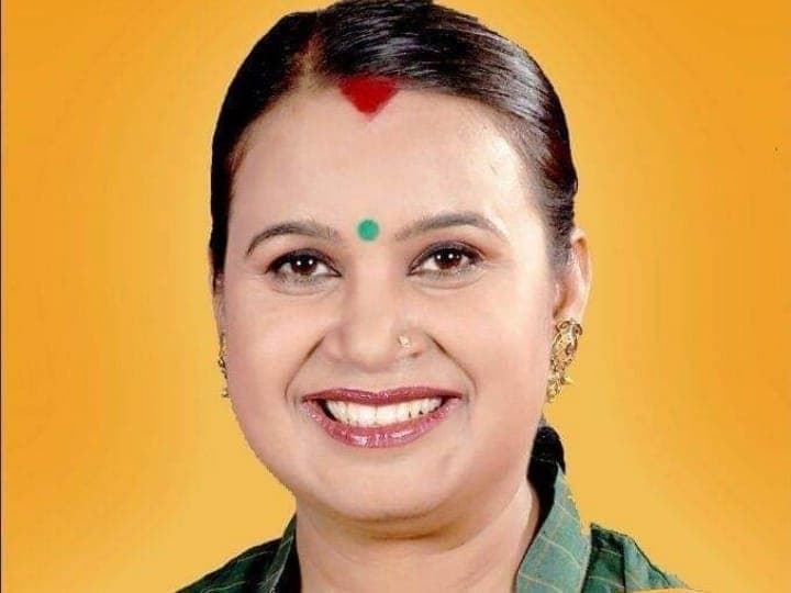 Hathras Constituency Result 2022: जीत की ओर बढ़ रहीं अंजुला सिंह माहौर, जानें लेटेस्ट अपडेट