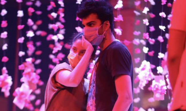 अं‍किता लोखंडे ने सुशांत सिंह राजपूत को अवॉर्ड शो में दिया था ट्रिब्यूट, अब शेयर की ये खूबसूरत यादें, PHOTOS