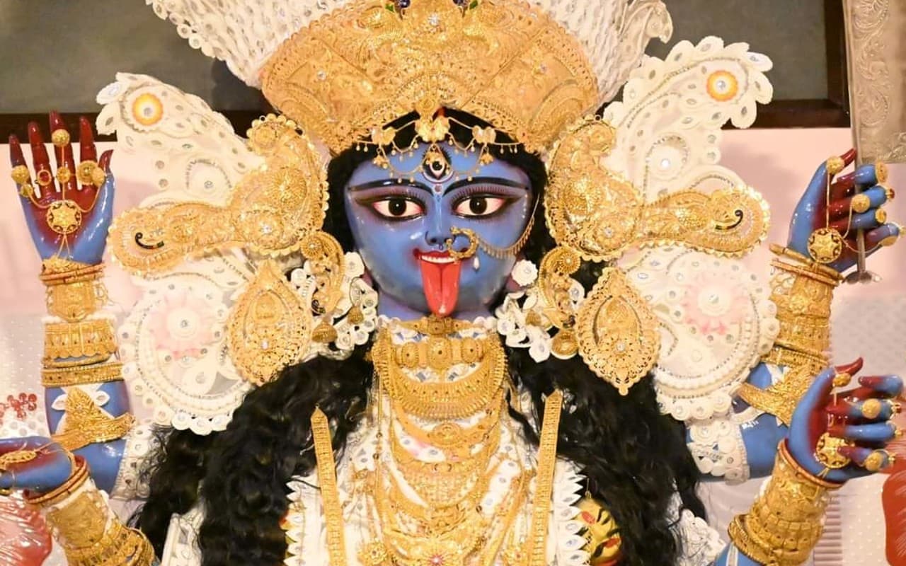 Special Story: काली पूजा की आड़ में काला धन को सफेद करते थे अणुव्रत मंडल! 570 तोला सोना पर CBI की नजर