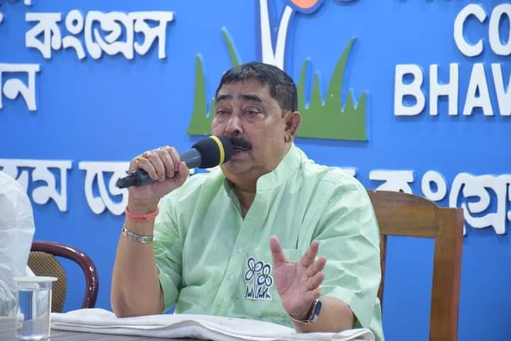 WB Election 2021: 'चुनाव आयोग धृतराष्ट्र, राहुल सिन्हा और दिलीप घोष को नहीं देखता है', ममता को ECI ने किया बैन तो भड़के TMC नेता अनुब्रत मंडल