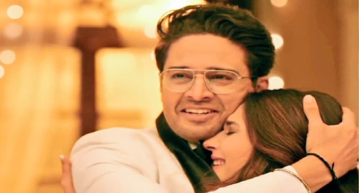 Anupamaa Upcoming Twist: अनुज और मालविका को साथ देख परिवार के लोग हुए शॉक्ड, अनुपमा के मन में आएगा ये ख्याल