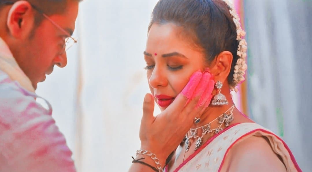 Anupama 18 March Episode:वनराज का प्लान हुआ फेल,अनुपमा पर चढ़ा अनुज के प्यार का रंग, होली पर आएगा ट्विस्ट