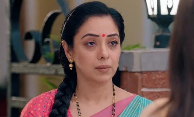Anupamaa Spoiler Alert: इस फैसले में पारितोष का साथ छोड़ा किंजल ने, डांस अकेडमी के लिए कर्ज लेगी अनुपमा?
