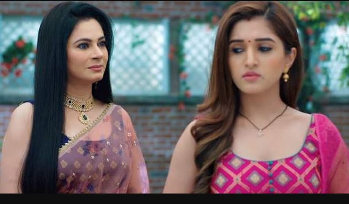 Anupamaa Spoiler Alert: इस वजह से राखी दवे पर भड़की किंजल, वनराज ने लगाया अनुपमा पर आरोप