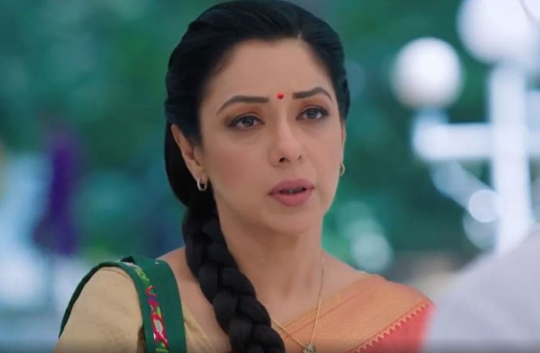 Anupamaa Spoiler Alert: अनुज को बचाने के लिए गुंडों से भिड़ी अनुपमा, शो में नयी लव स्टोरी की शुरुआत