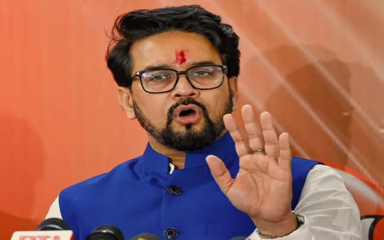 राहुल गांधी ने विदेश में भारत का किया अपमान, कांग्रेस नेता के बयान पर अनुराग ठाकुर का पलटवार
