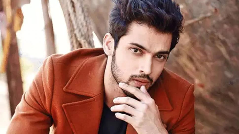 Kasautii Zindagii Kay 2 : क्या ‘कसौटी जिंदगी…’ छोड़ रहे ‘अनुराग बसु’ पार्थ समथान? Kasautii Zindagii Kay 2 : क्या ‘कसौटी जिंदगी…’ छोड़ रहे ‘अनुराग बसु’ पार्थ समथान?