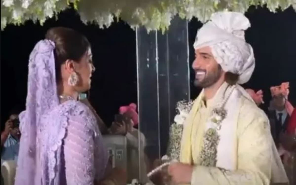 Aditya Seal Anushka Ranjan wedding : एकदूजे के हुए आदित्य और अनुष्का, सामने आया शादी का ये वीडियो