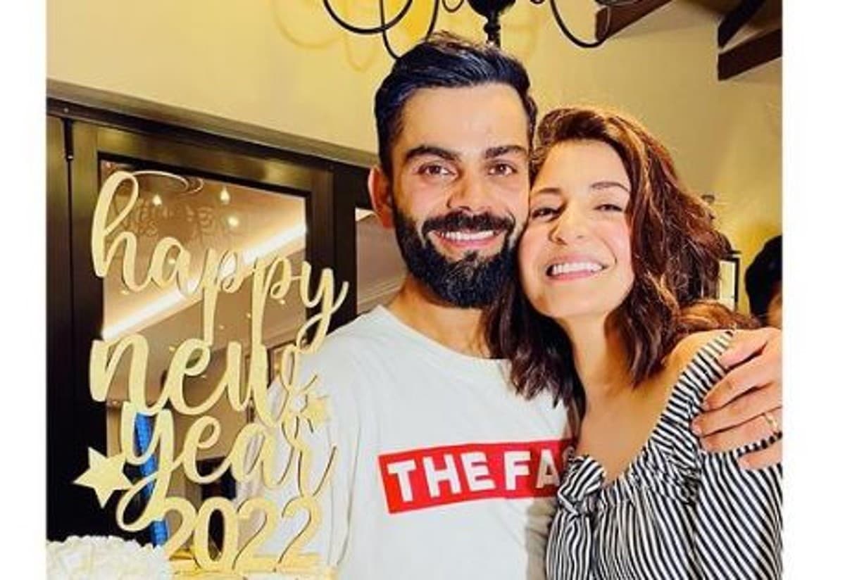अनुष्का शर्मा ने कुछ इस अंदाज में पति विराट कोहली के साथ सेलिब्रेट किया न्यू ईयर, 2021 का किया शुक्रिया