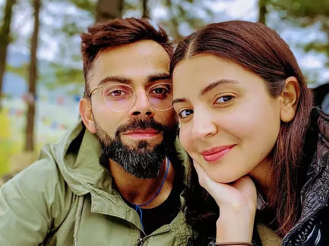 विराट के साथ क्रिकेट खेलती नजर आईं अनुष्का शर्मा, सोशल मीडिया पर वायरल हो रहा वीडियो आपने देखा क्या? विराट के साथ क्रिकेट खेलती नजर आईं अनुष्का शर्मा, सोशल मीडिया पर वायरल हो रहा वीडियो आपने देखा क्या?