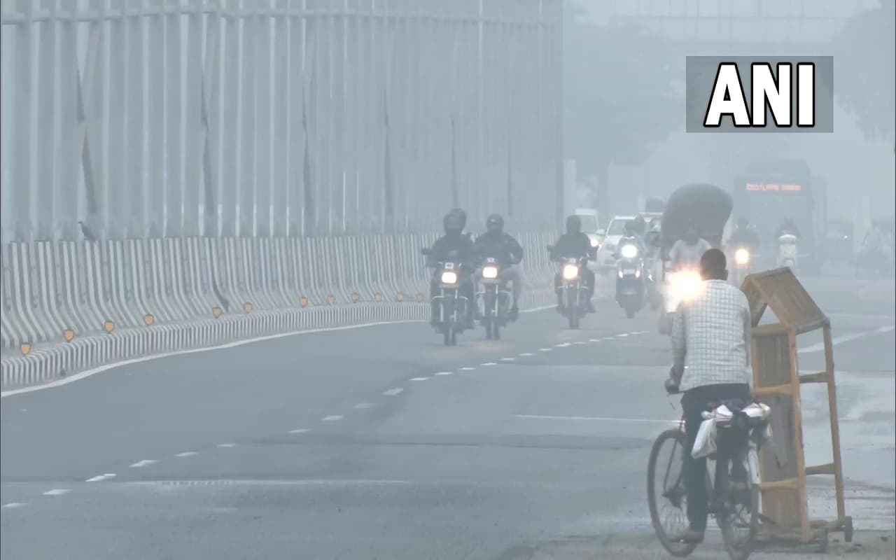 Pollution In Delhi: सावधान! दिल्ली में फैल रही है जहरीली हवा, वायु गुणवत्ता की स्थिति ‘गंभीर’
