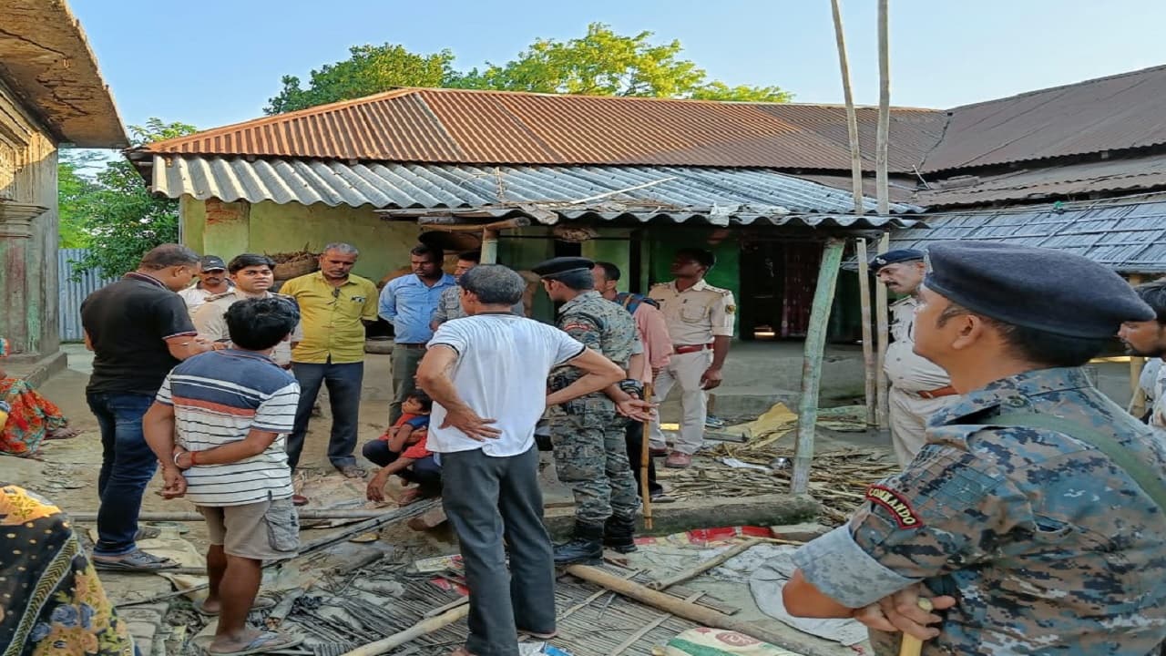 बिहार: अररिया में पत्नी भर रही थी मांग में सिंदूर, पीछे से आकर पति ने दबिये से काट दिया गला, मौत