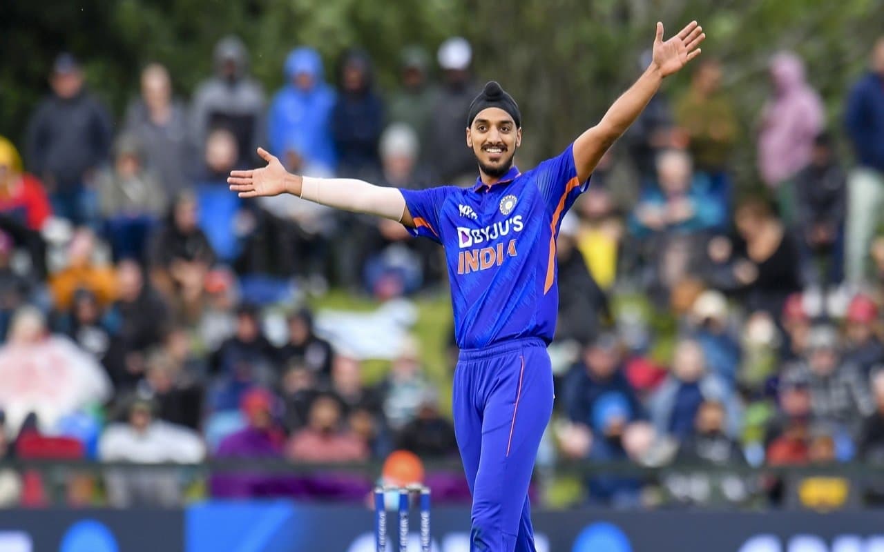 IND vs ENG: अर्शदीप सिंह इतिहास रचने के करीब, जानिए टी20 मैचों किस गेंदबाज रिकॉर्ड है दांव पर