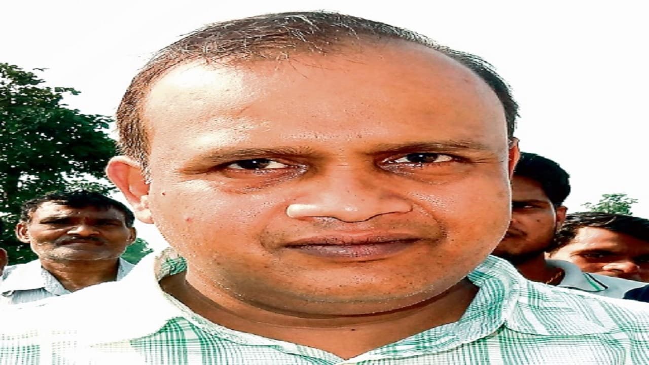 निरसा के पूर्व विधायक अरूप चटर्जी समेत दर्जन भर नेताओं पर एफआइआर, जानें क्या है मामला