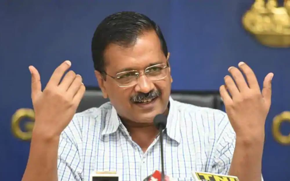 Gujarat Local Body Election: भाजपा के गढ़ गुजरात में AAP की धमाकेदार इंट्री, केजरीवाल बोले- नयी राजनीति की शुरुआत