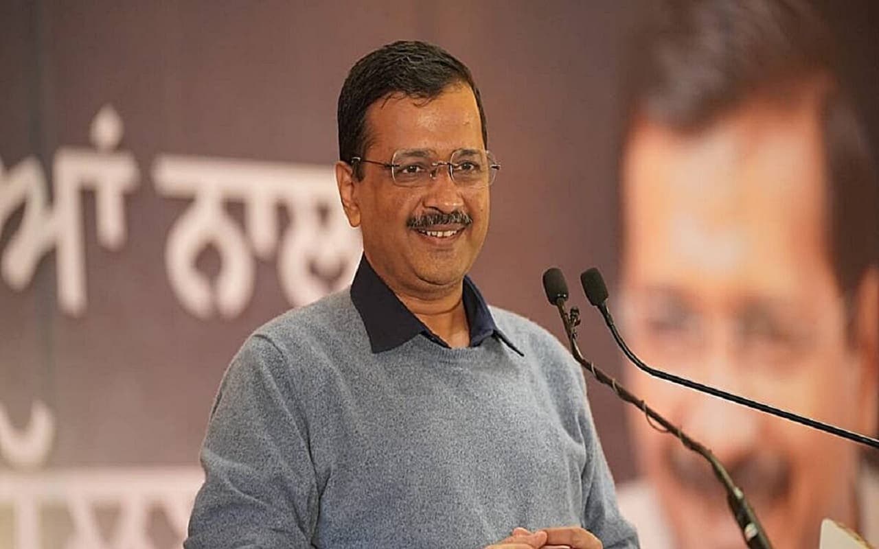 Arvind Kejriwal: आईपीएस अफसरों ने राष्ट्रपति से की अरविंद केजरीवाल की शिकायत, जानिए पूरा मामला