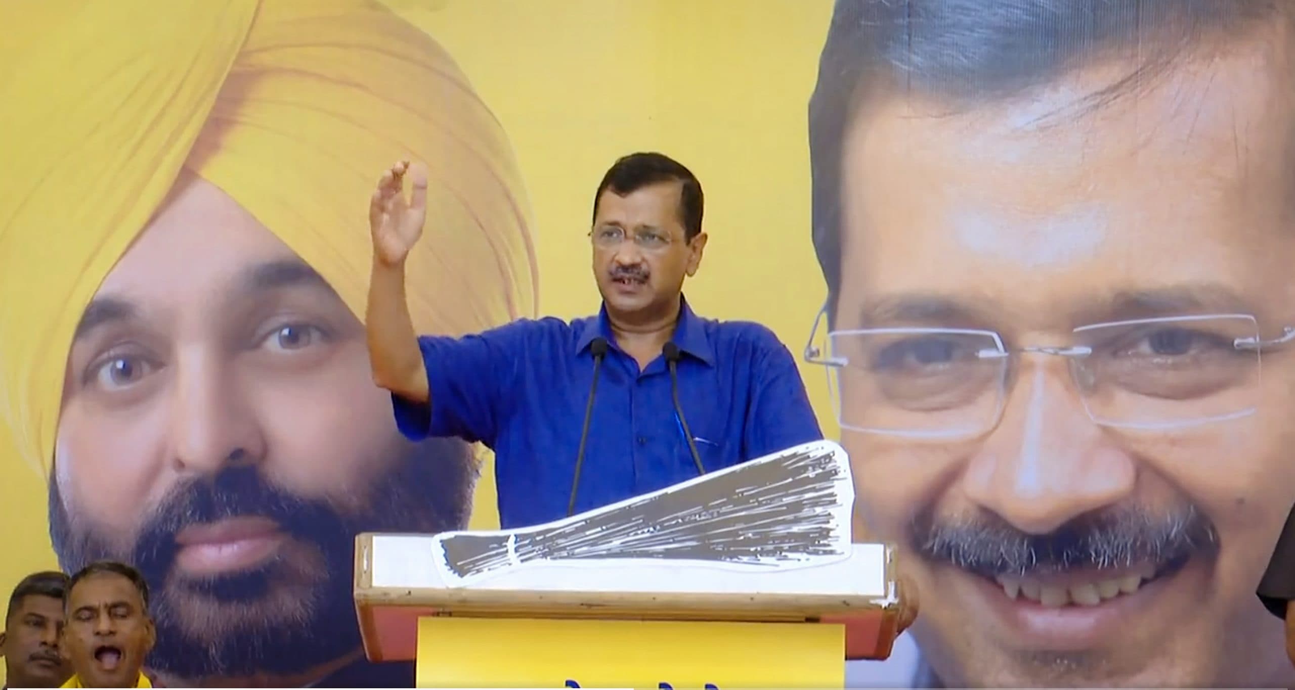 Gujarat Election 2022: 'एक मोको केजरीवालने', राघव चड्ढा ने रखा भाजपा और कांग्रेस के 62 साल का हिसाब