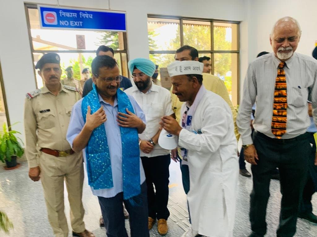 हिमाचल प्रदेश : कांगड़ा में अरविंद केजरीवाल ने भाजपा और कांग्रेस पर चुन चुनकर किये वॉर