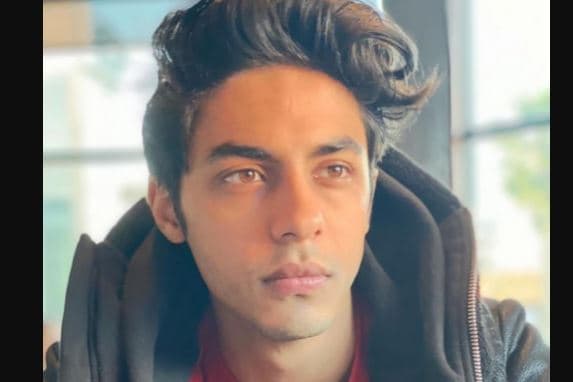 संजय दत्त को मुंबई ब्लास्ट केस में बेल दिलाने वाले वकील ने लिया शाहरुख के बेटे आर्यन का केस, लेटेस्ट अपडेट