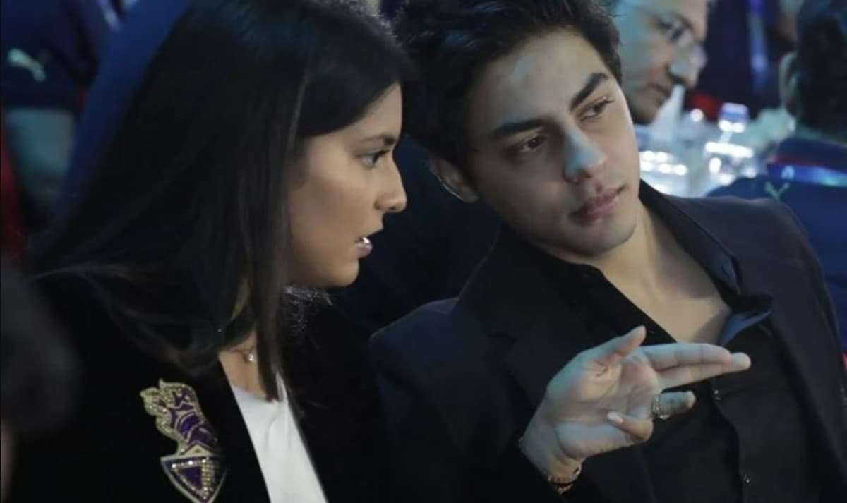 IPL Auction 2022: आर्यन खान के ब्लैक ब्लेजर पर टिकी फैंस की निगाह, बोले- शाहरुख के बेटे...