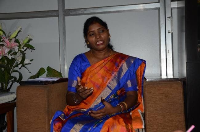 ऋत्विक धनजानी से ब्रेकअप के बाद आशा नेगी ने उठाया ये कदम, सोशल मीडिया पर मची खलबली