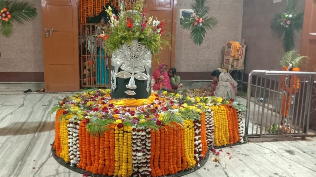 Sawan: तीन नदियों के मुहाने पर बसा बिहार का अशोकधाम, देवघर जाने के क्रम में कांवरियों का बनता है पड़ाव