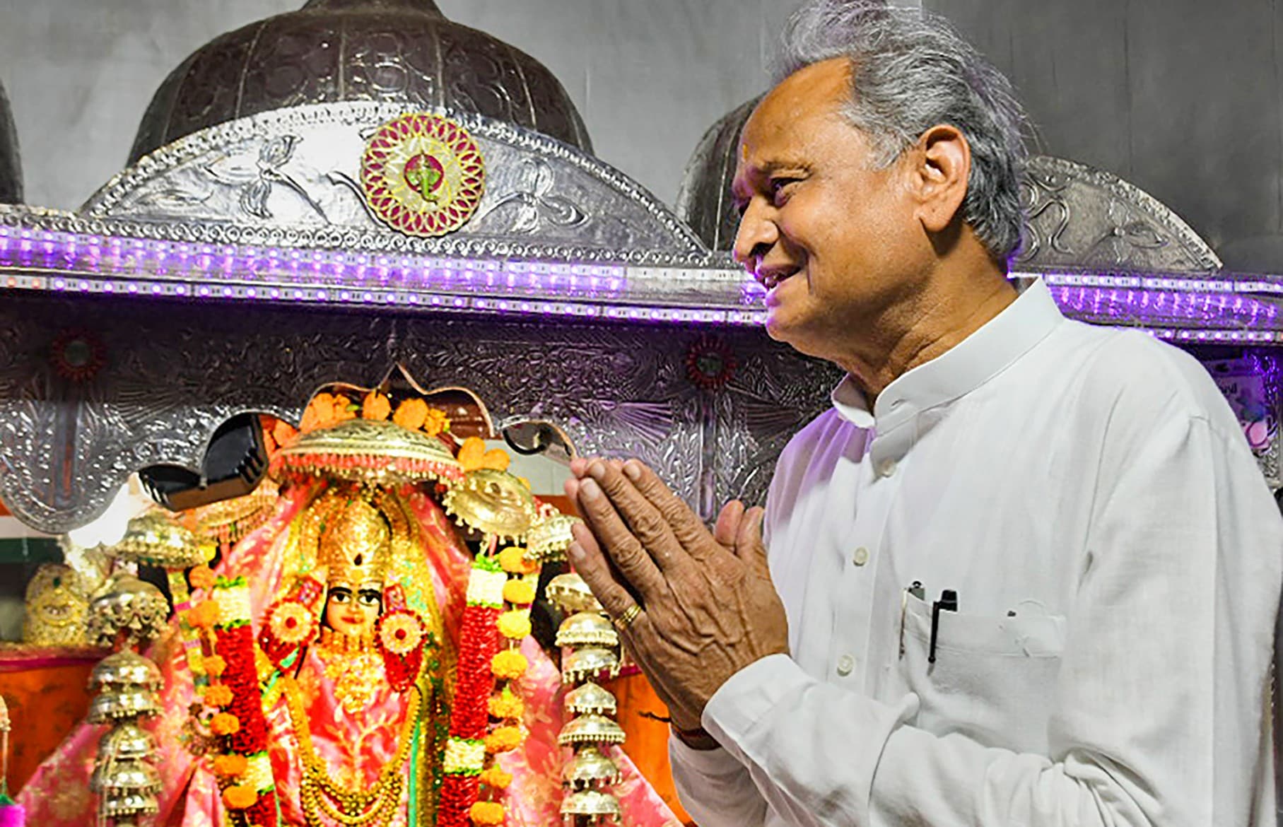 क्‍या होगा राजस्‍थान का? कांग्रेस में पड़ी फूट, पहले भी हो चुका है गहलोत-पायलट के बीच टकराव, जानें समीकरण