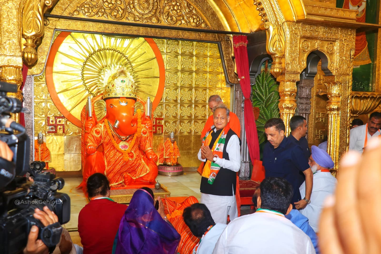 ...और जादूगर का बेटा जब बना राजस्थान का मुख्यमंत्री, पढ़ें अशोक गहलोत का राजनीतिक जीवन