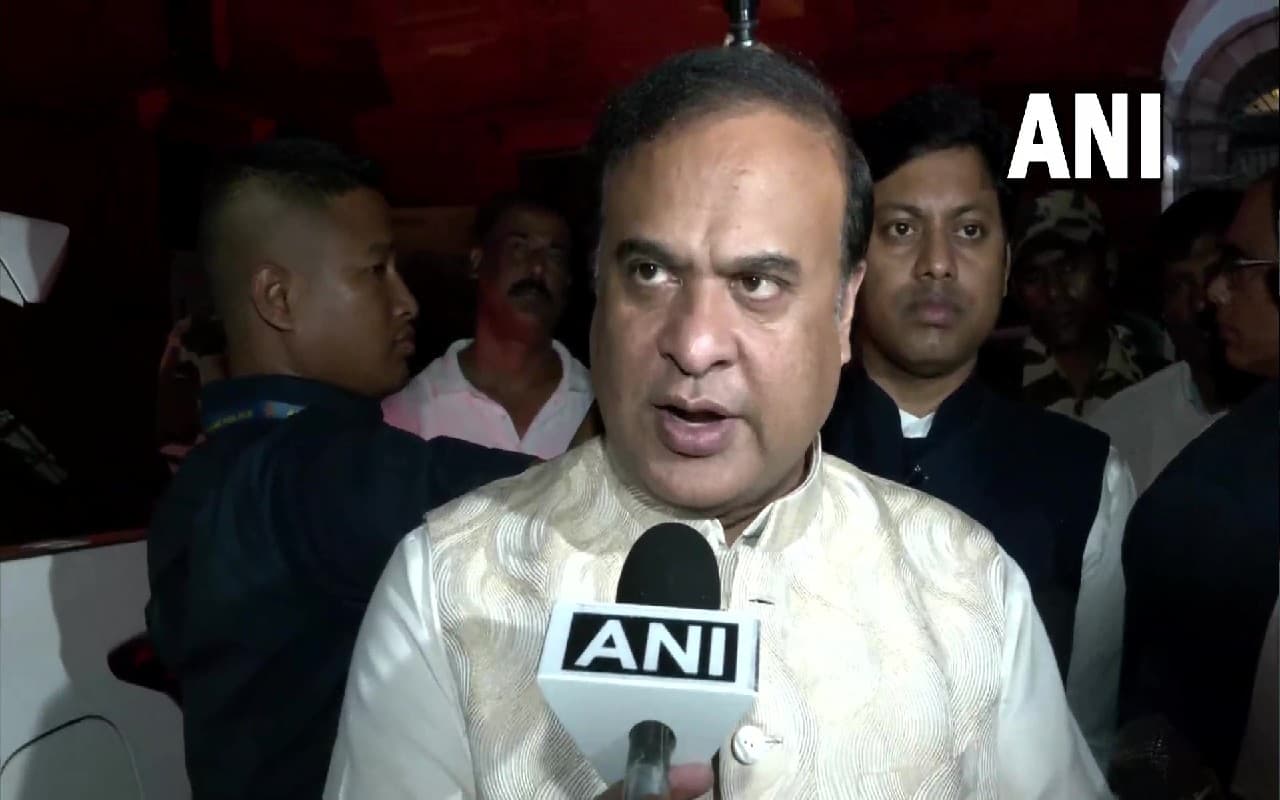 पूर्वोत्तर के उग्रवादी सरकार के आगे डालेंगे हथियार, असम और आतंकवादी समूहों के बीच हुआ करार
