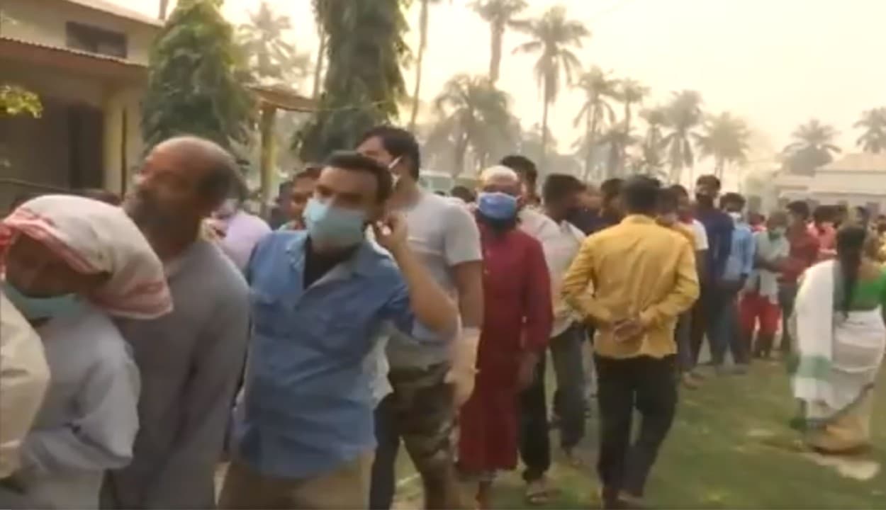 Assam Assembly Election 2021 : डीब्रूगढ़ में पहले फेज के चुनाव के लिए तैयारियां पूरी, पोलिंग केंद्रों में लोगों के लिए सैनिटाइजेशन की सुविधा भी उपलब्ध