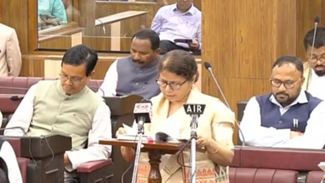असम की हिमंत सरकार ने 2023-24 के लिए घाटे का बजट किया पेश, 40 हजार नई नौकरियां