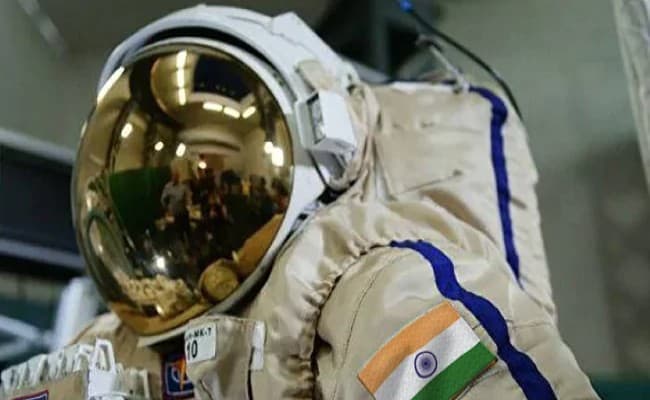 मिशन गगनयान : रूस में फिर शुरू हुई भारतीय अंतरिक्ष यात्रियों की ट्रेनिंग, कोरोना के चलते रूकी थी