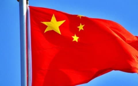 घटती जनसंख्या और चीन की मुश्किलें