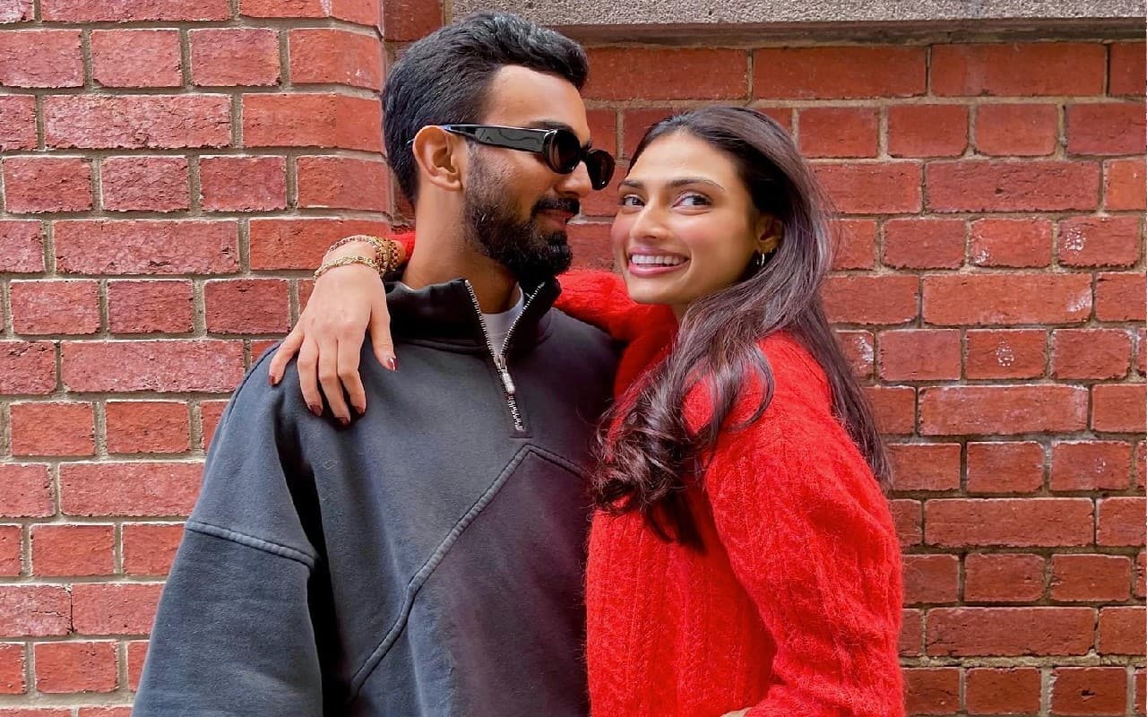 Entertainment News: सज गया केएल राहुल-अथिया शेट्टी की शादी का वेन्यू, ‘सेल्फी’ का ट्रेलर जारी