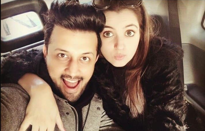 आतिफ असलम की वाईफ किसी अप्सरा से कम नहीं, बॉलीवुड हसीनाओं को दे रहीं टक्कर, यहां देखें PHOTOS