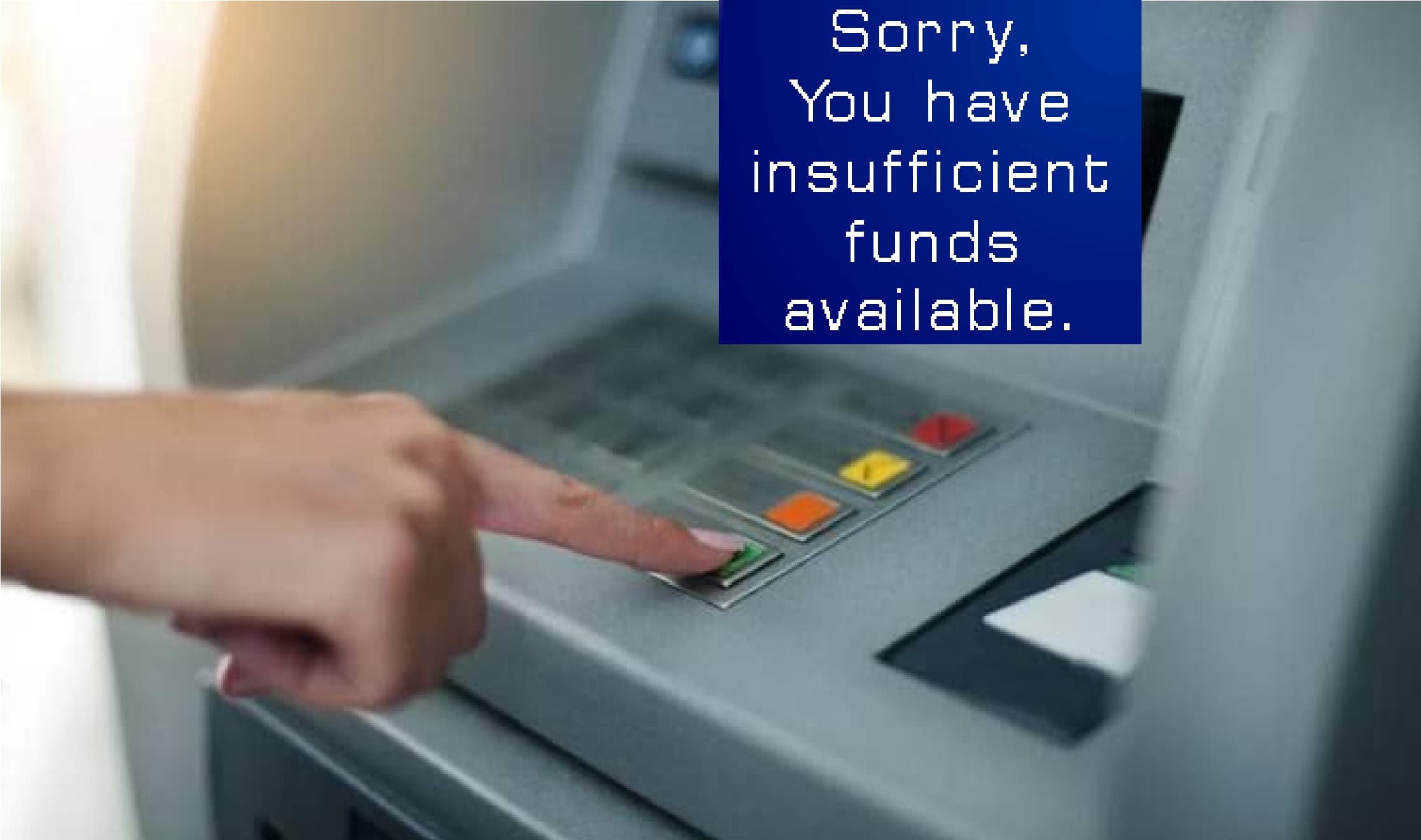 कम बैलेंस में  ज्यादा पैसा निकालने की कोशिश पड़ेगा महंगा, पढ़ें कितना कट सकता है चार्ज