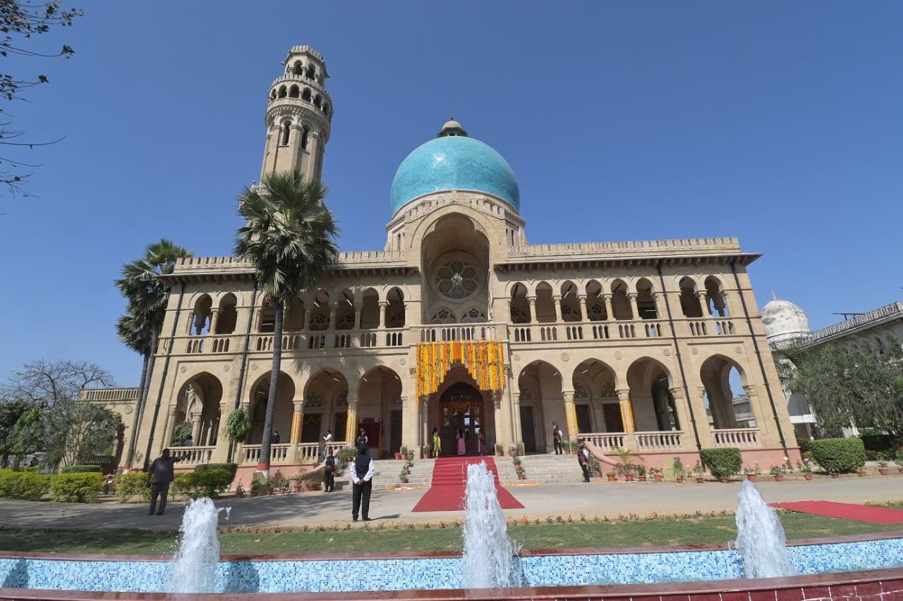 AU में फिर से फ्रैंच, जर्मन सहित इन विदेशी भाषाओं के लगेंगे क्लास, जल्द शुरू होगा पाठ्यक्रम