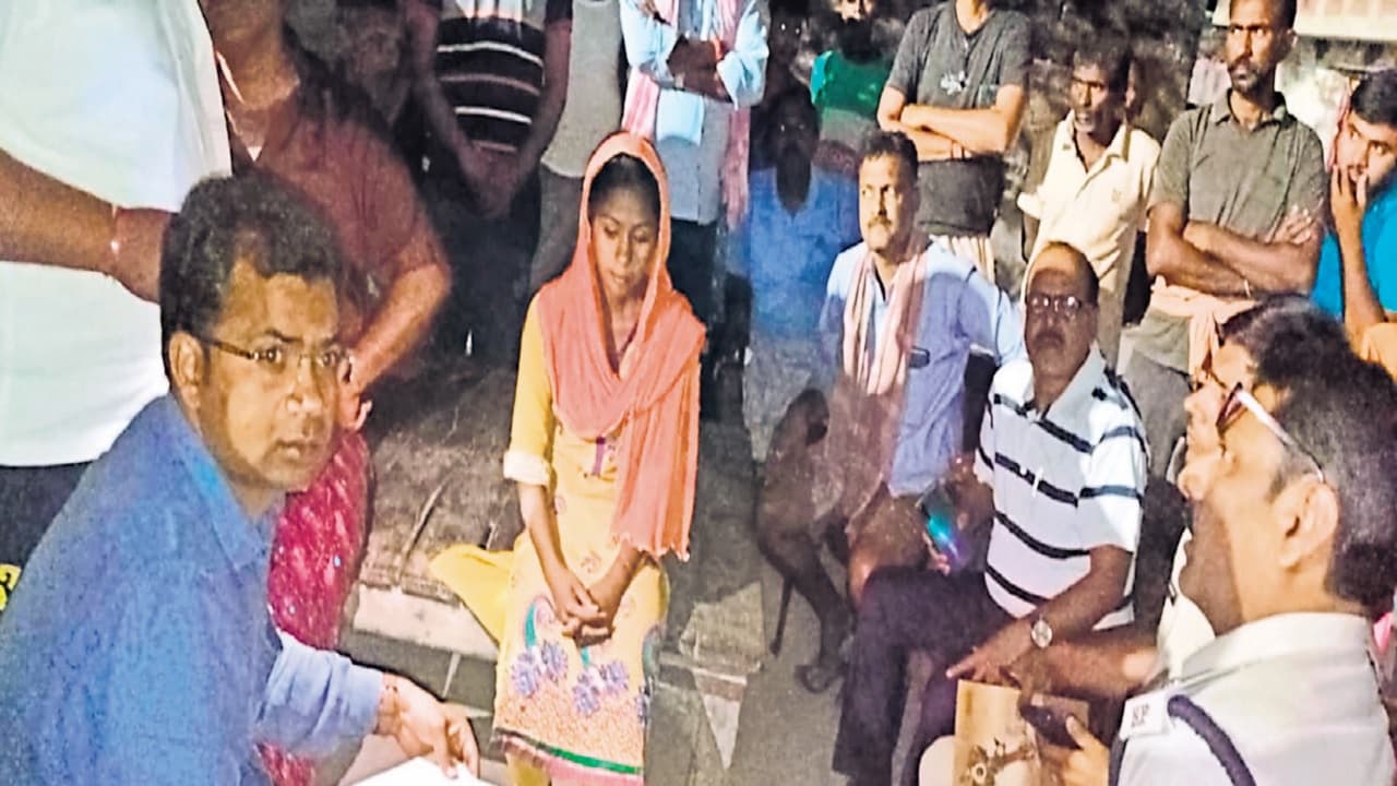 Bihar: भाभी के भाई ने प्रेम प्रसंग में शादी से किया इनकार, प्रेमिका व पांच सहेलियों ने खाया जहर, 3 की मौत