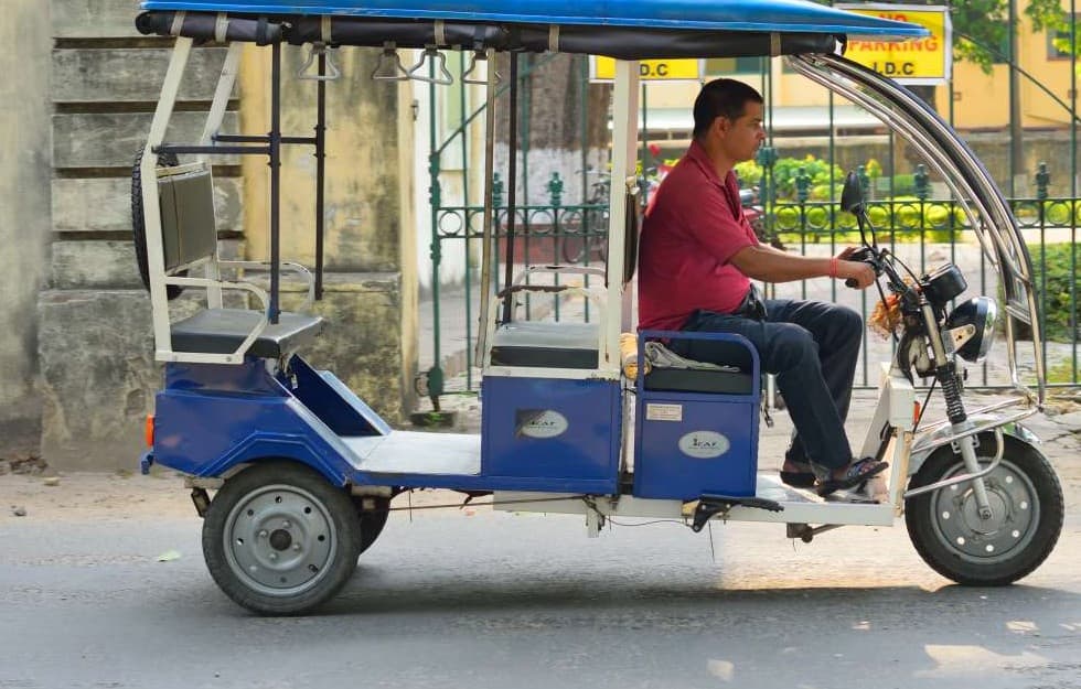 E- Rickshaw Auto Fare In Jharkhand : इ-रिक्शा का भाड़ा हुआ कम, अब लगेंगे सिर्फ इतने रूपये, नियमों का पालन नहीं करने वालों पर होगी कार्रवाई