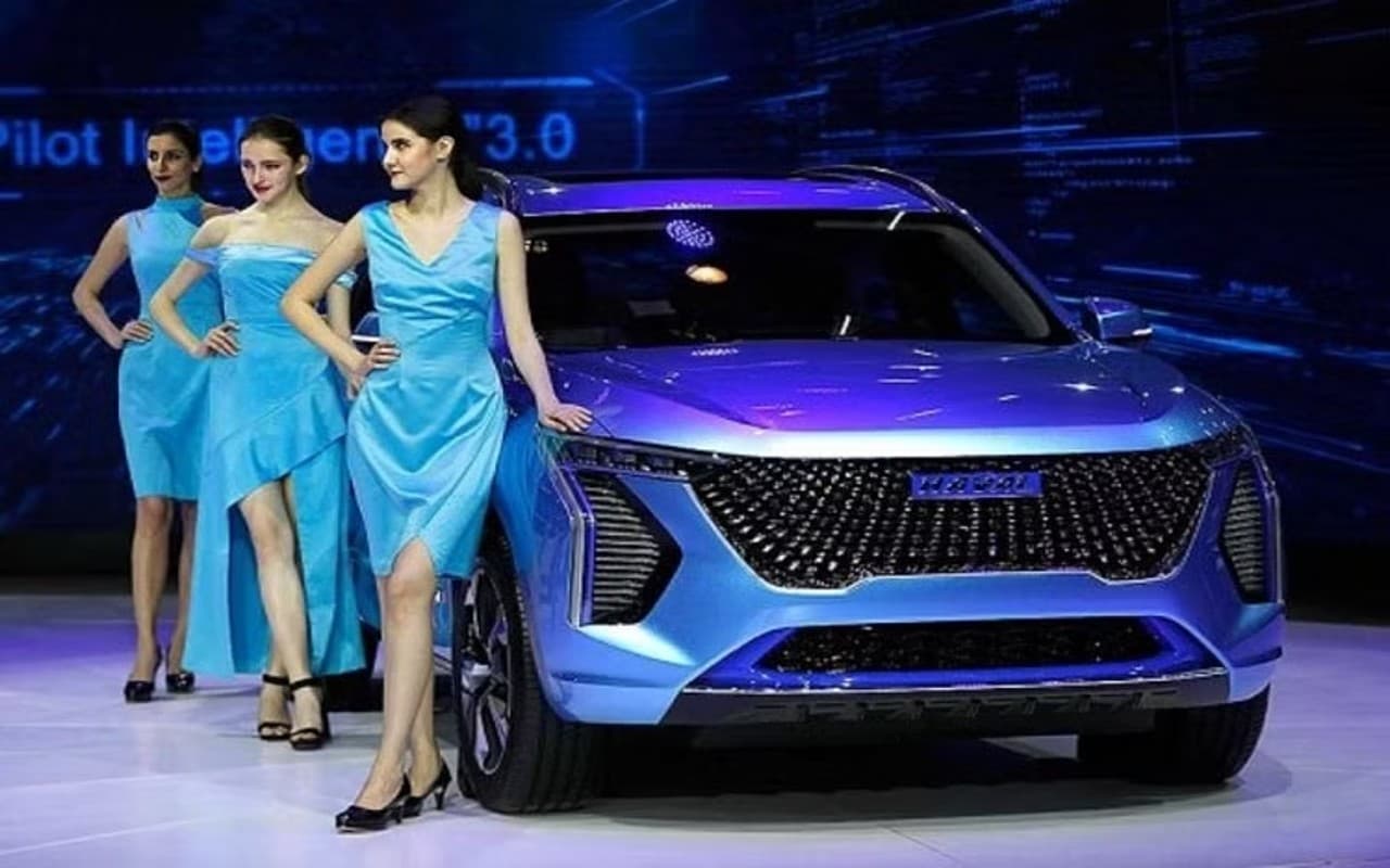 Auto Expo 2023: तीन साल बाद आयोजित किये जा रहे वाहन मेले से कई बड़ी कंपनियों ने बनायी दूरी, वजह क्या है?