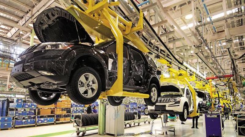 CORONA ने तोड़ी ऑटो सेक्टर की कमर, रोजाना 2300 करोड़ का नुकसान