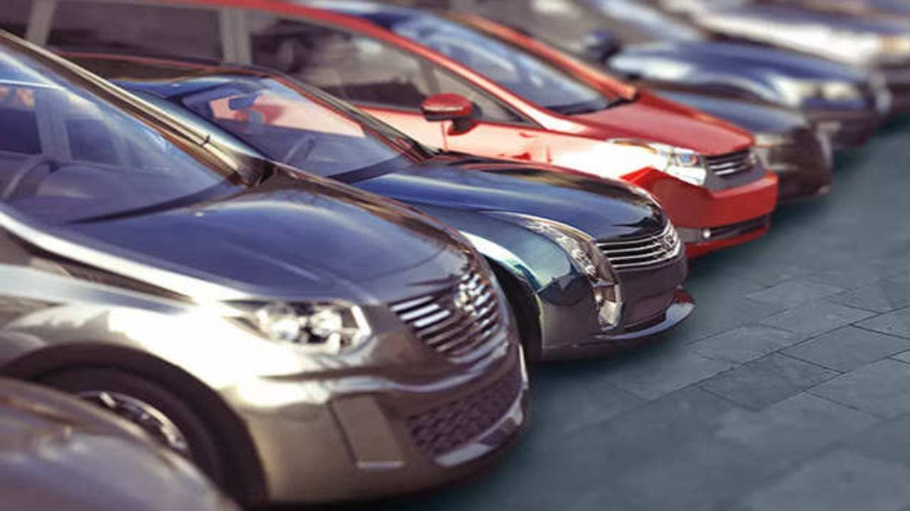 2023 के फेस्टिव सीजन में ऑटो सेक्टर में मचेगी धूम, एक्सपर्ट से जानें क्या है कारण?