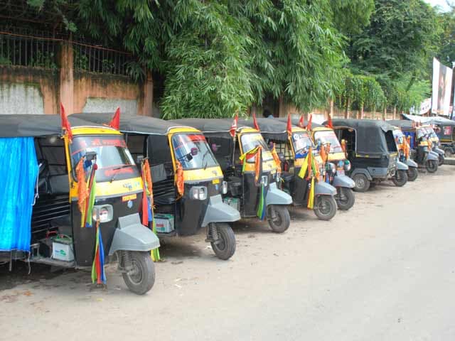 झारखंड में आज से चलेंगे ऑटो एवं ई-रिक्शा, जानें किन नियमों का करना होगा पालन