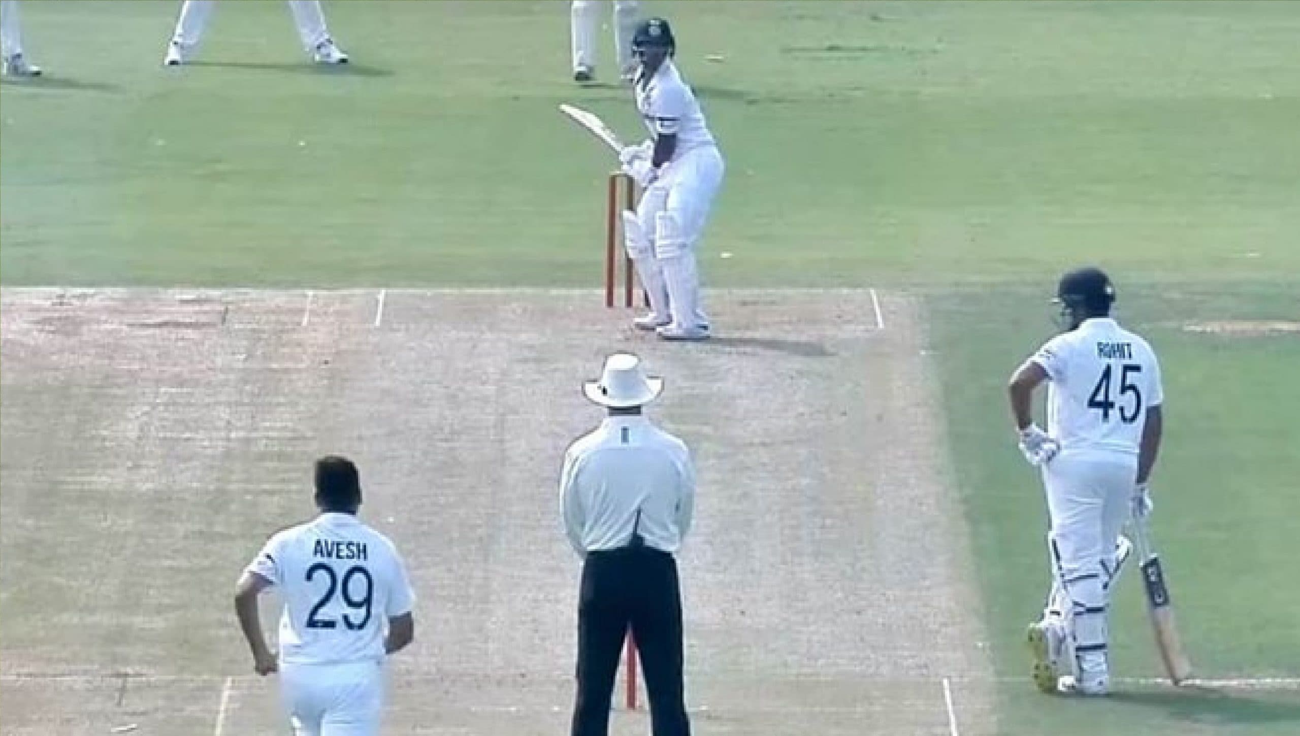 INDS vs CSXI : इंग्लैंड में भारत के खिलाफ मैदान पर उतरे आवेश और वाशिंगटन, सचिन भी खेले थे पाकिस्तान के लिए