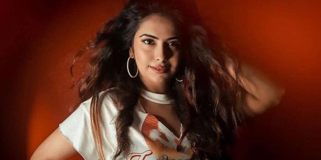 18 साल बड़े एक्टर को डेट कर चुकीं हैं Balika Vadhu की 'आनंदी', Avika Gor ने 14 साल की उम्र में निभाया था शादीशुदा महिला का रोल