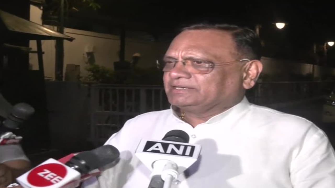 राज्यसभा चुनाव : JMM के प्रत्याशी देने पर कांग्रेस खेमे में नाराजगी,CM हेमंत से प्रदेश प्रभारी करेंगे बात