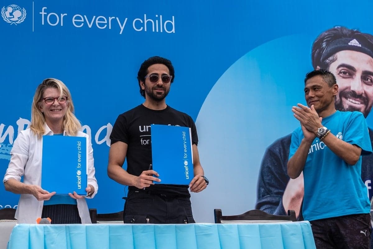 UNICEF इंडिया के नेशनल एम्बेसडर बने आयुष्मान खुराना, मंच से कहा- बाल अधिकारों के लिए दृढ़ आवाज बनाए….