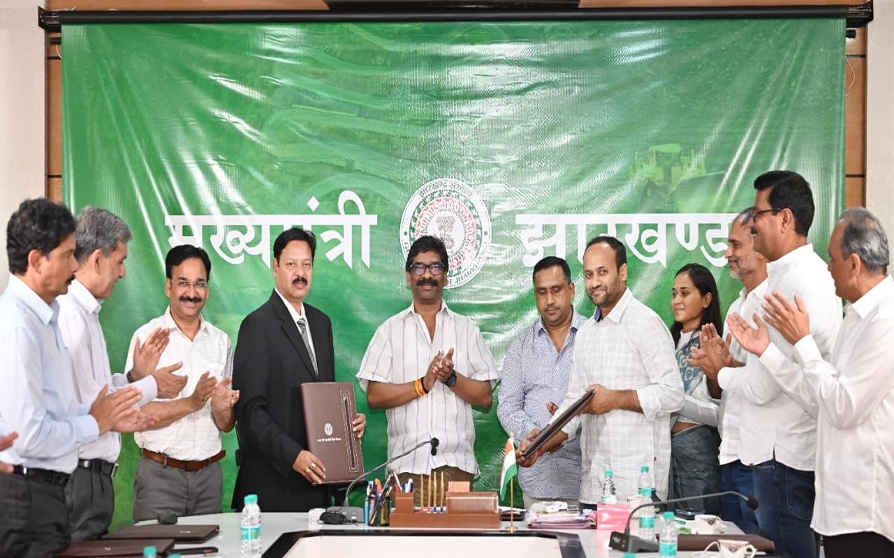 Azim Premji University MoU: सीएम Hemant Soren बोले, हायर एजुकेशन के लिए छात्रों को नहीं जाना पड़ेगा बाहर
